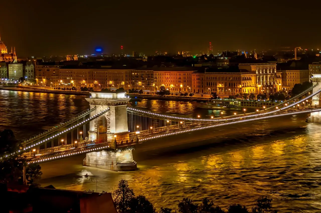 newshash-lite-image-4